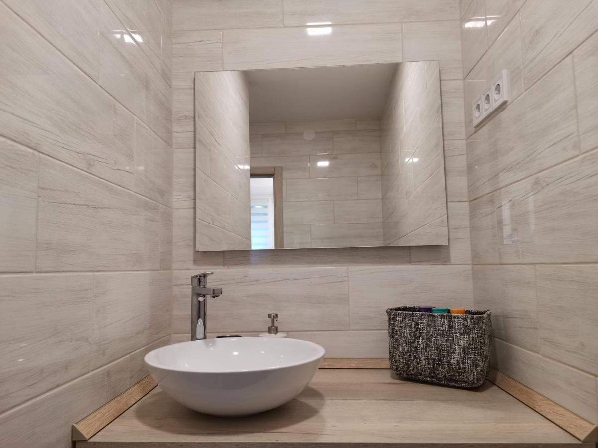 Sweet Life Apartman Eger Ngoại thất bức ảnh
